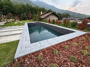 Бордюрный камень
